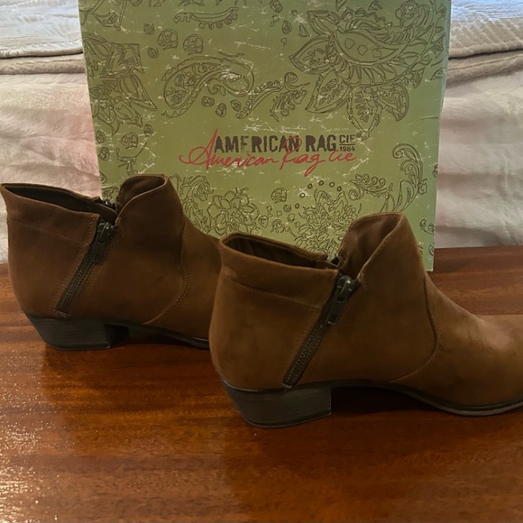 American Rag Shoes - American Rag - Ankle Boots- size 9- cognac